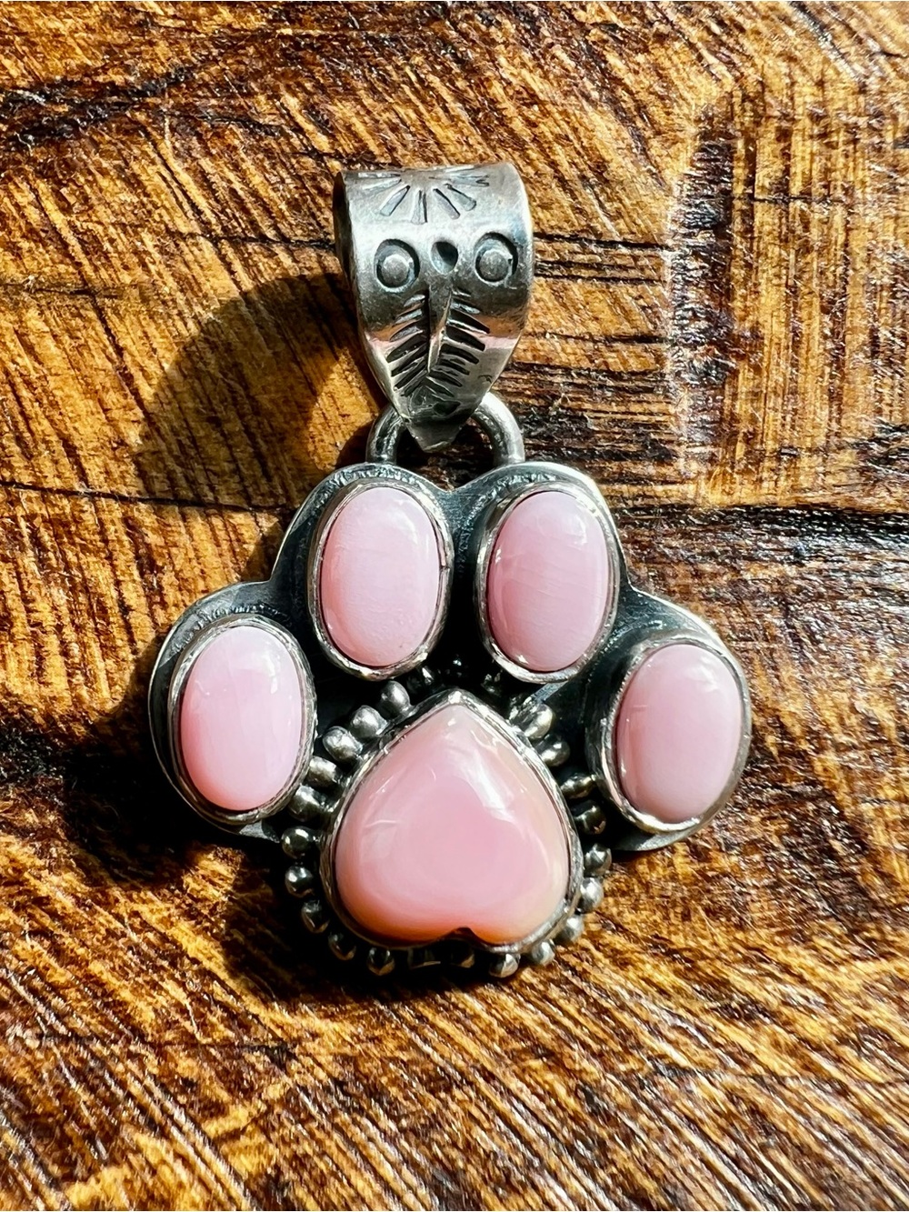 Sterling Silver Queen Conch Paw Print Pendant